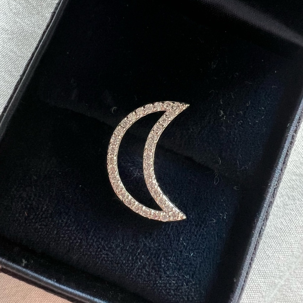 Simulated Diamond Moon CZ Pendant 925